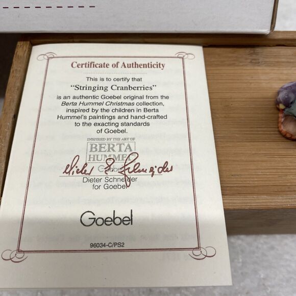 Lot of 3 Hummel Xmas Ornaments:Tuckered Out, Little Brother, String Cranberries - Picture 6 of 10